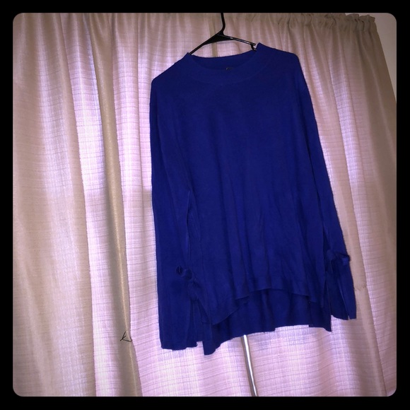 💜💜Trendy top💜💜 - Picture 1 of 3